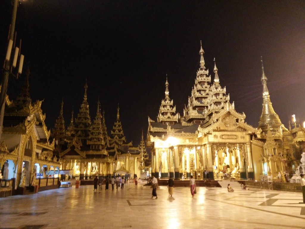 Shwedagon pagoda.